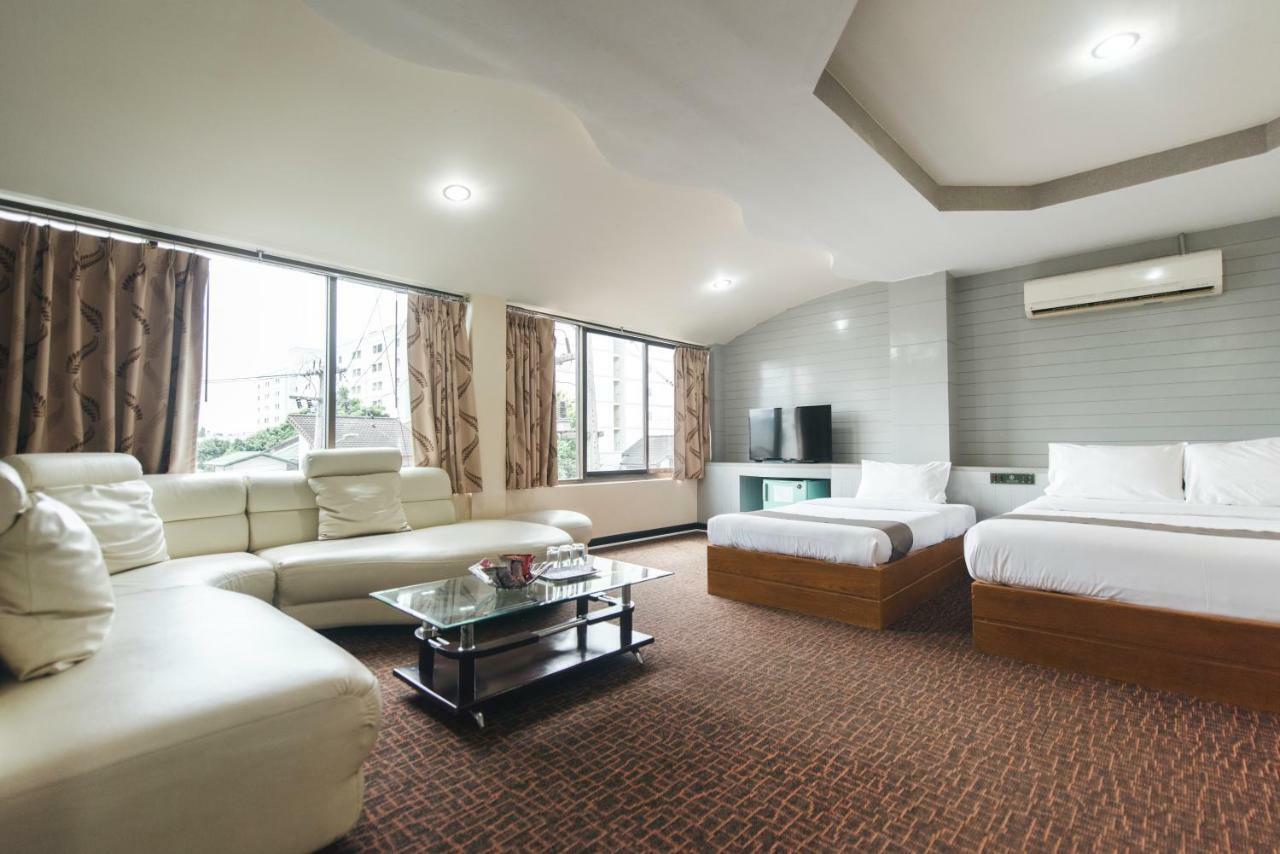 K.S.Pavilion Hotel Nakhonratchasima Екстериор снимка