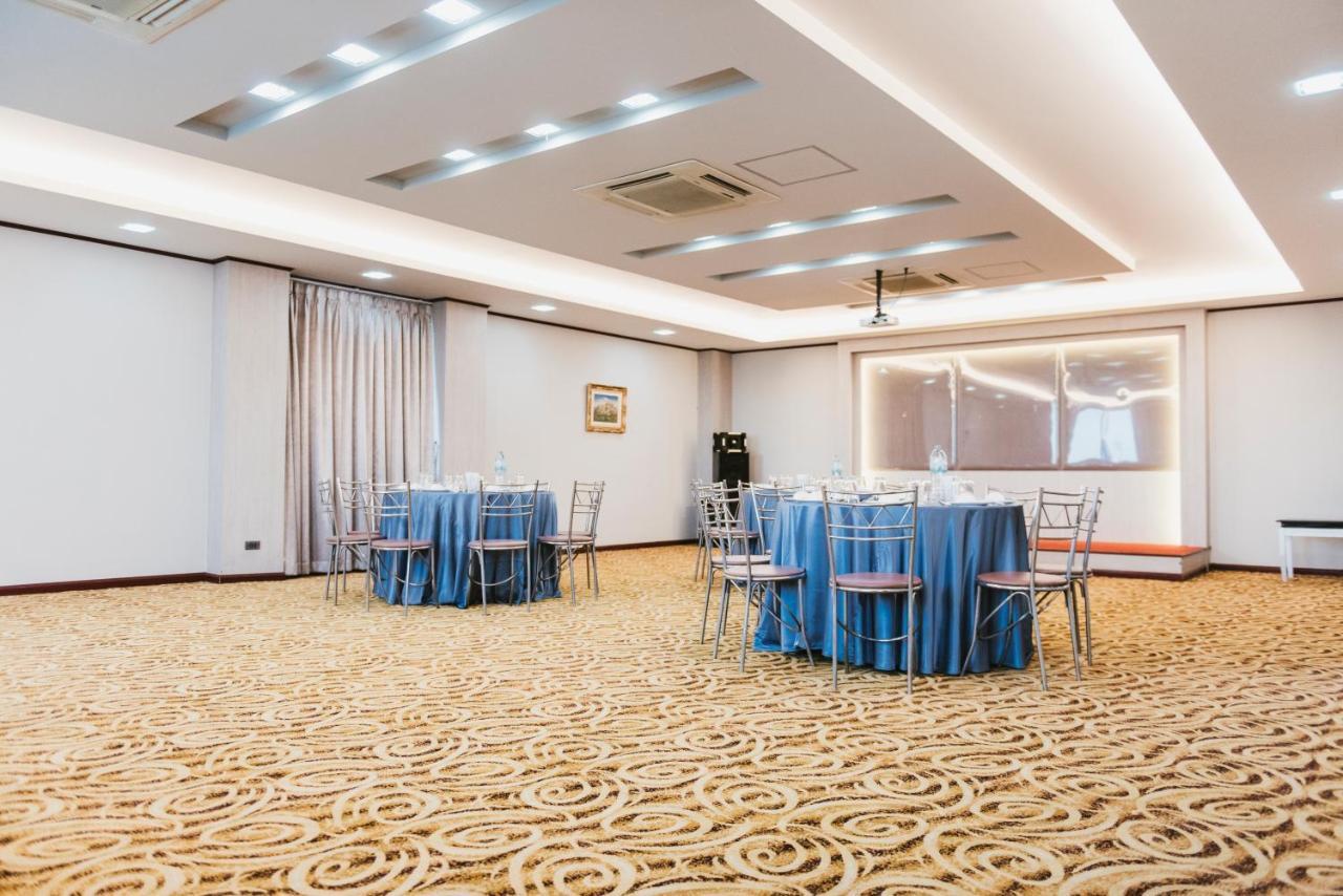K.S.Pavilion Hotel Nakhonratchasima Екстериор снимка